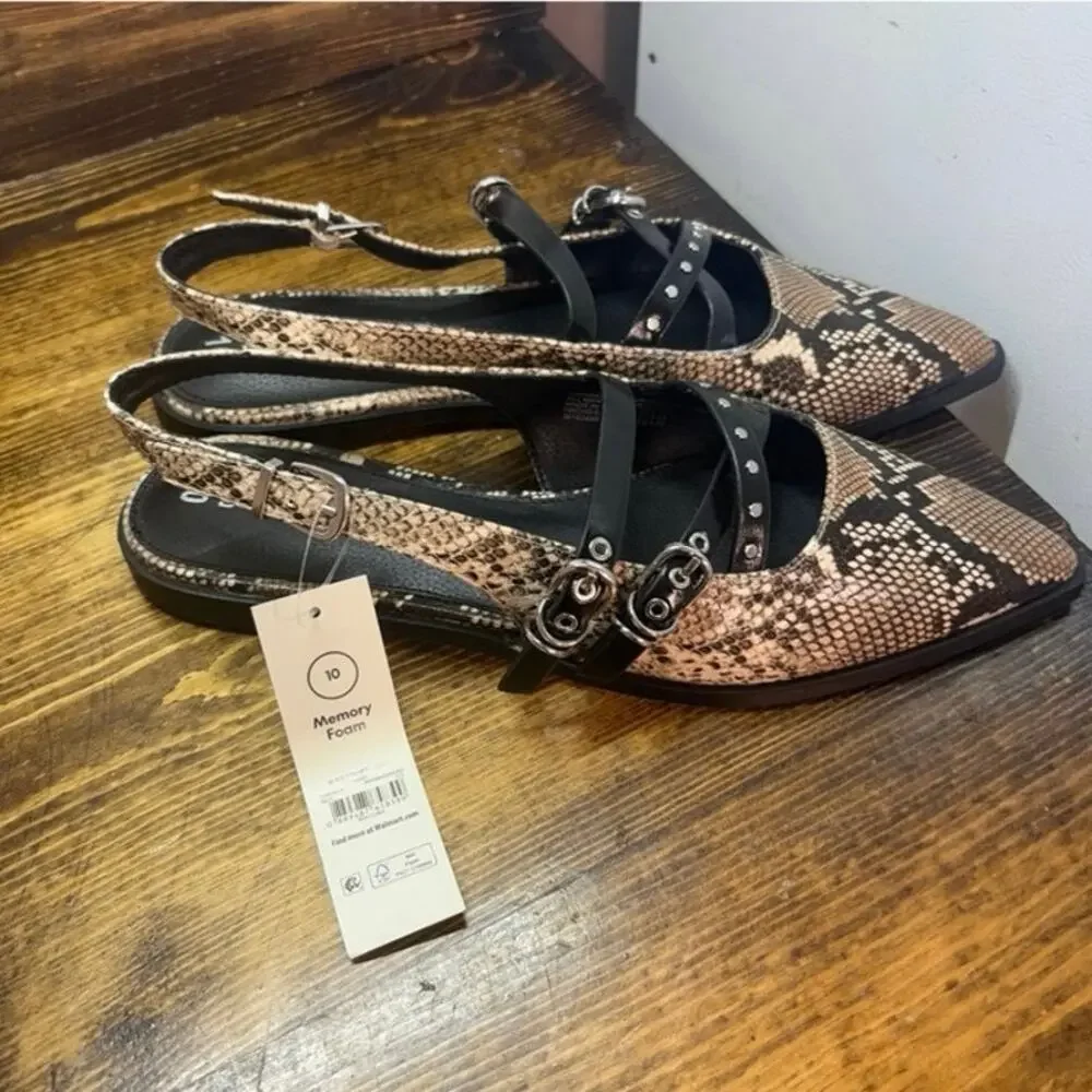 Time And Tru Snakeskin Pointed Toe Flats Size 10‎